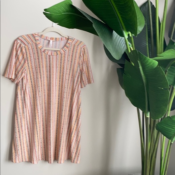 ❤️HOSTPICK❤️BCBG Tunic - Picture 1 of 2